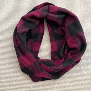 Old Navy Plaid Fleece Infinity Scarf